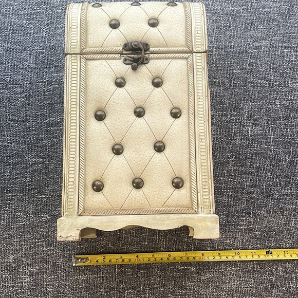 ☀️ 3 / $15 Sale ☀️ Wooden Wine Box Decor - Picture 7 of 12